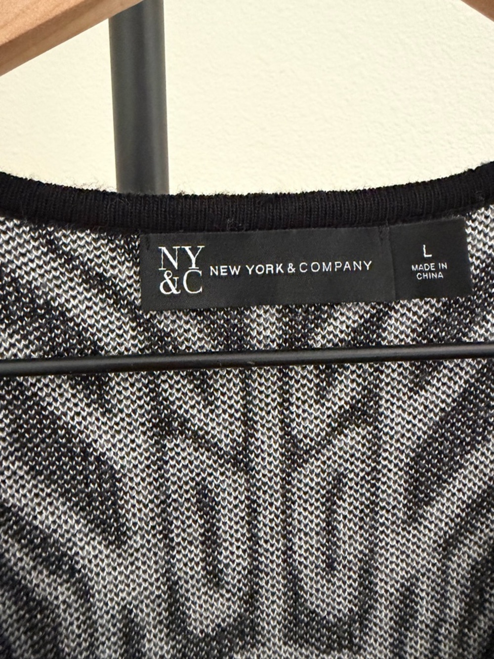 New York & Company Black and White Geometric Sheath Dress - Picture 6 of 6